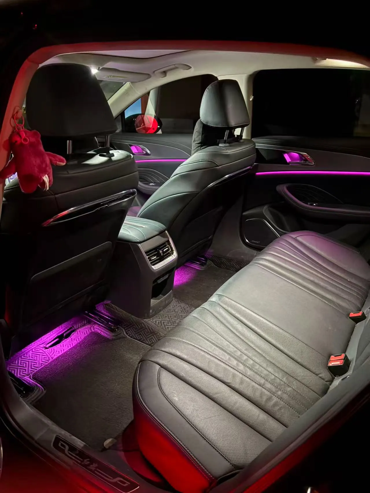 HongQi 2023 H5 2.0T Zhilian Qi Chang Edition Automatic Gear 4