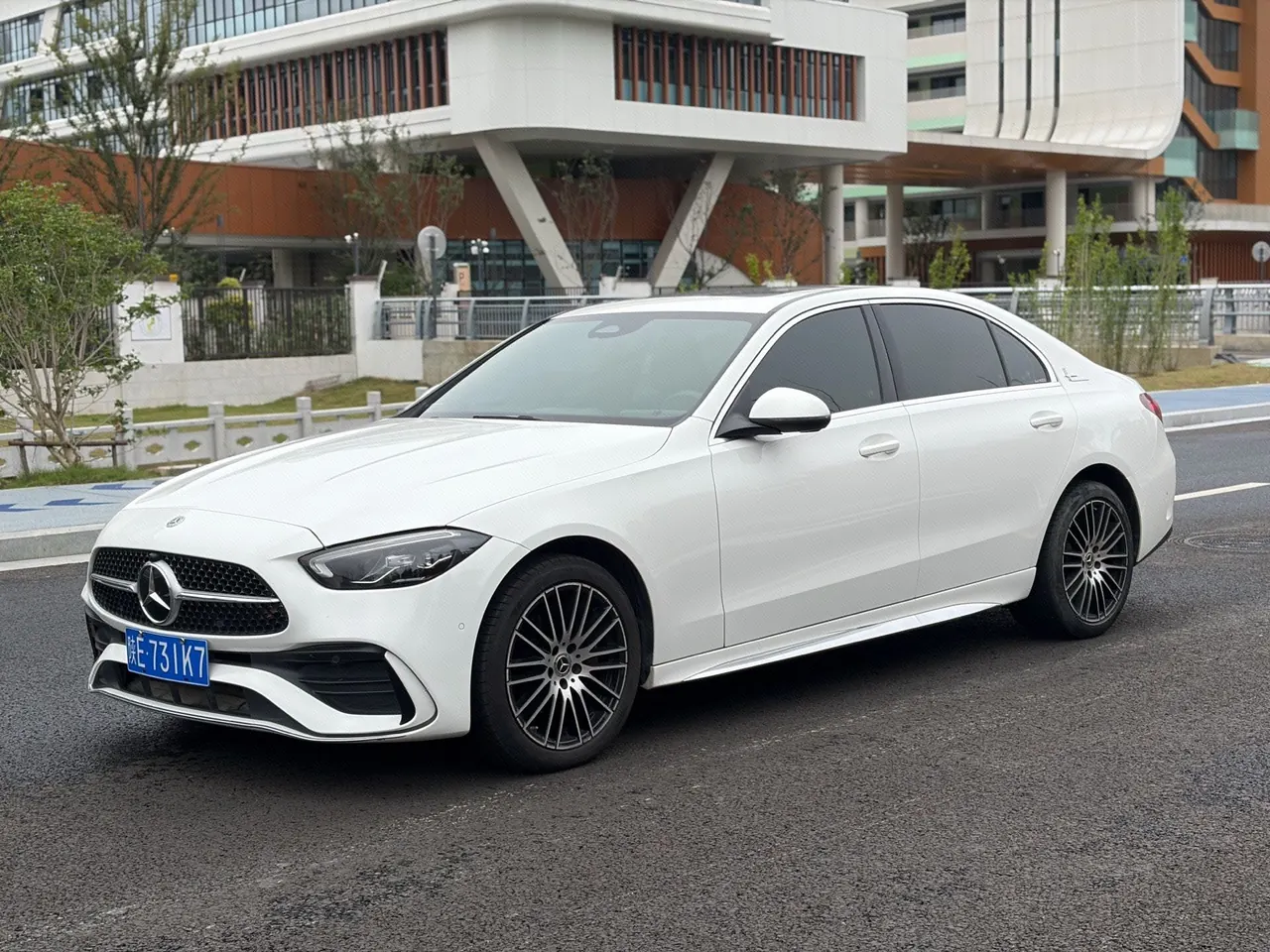 打开图片灯箱:Mercedes Benz Class C 2023 C 200 L 48V 1.5T Sports Edition Automatic Gear