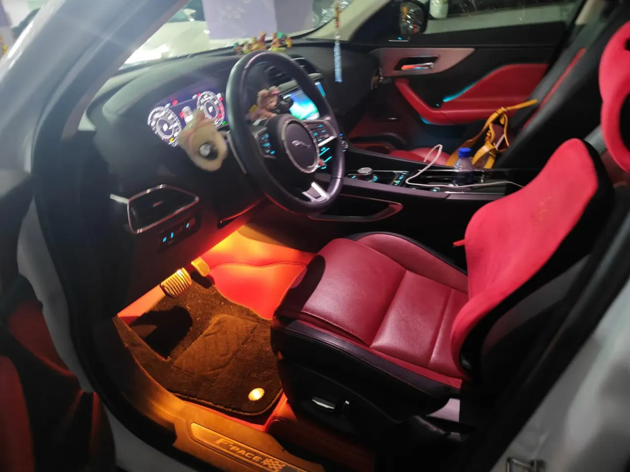 Jaguar F-PACE (Imported) 2020 F-PACE 2.0T Flag Edition Automatic Gear 3