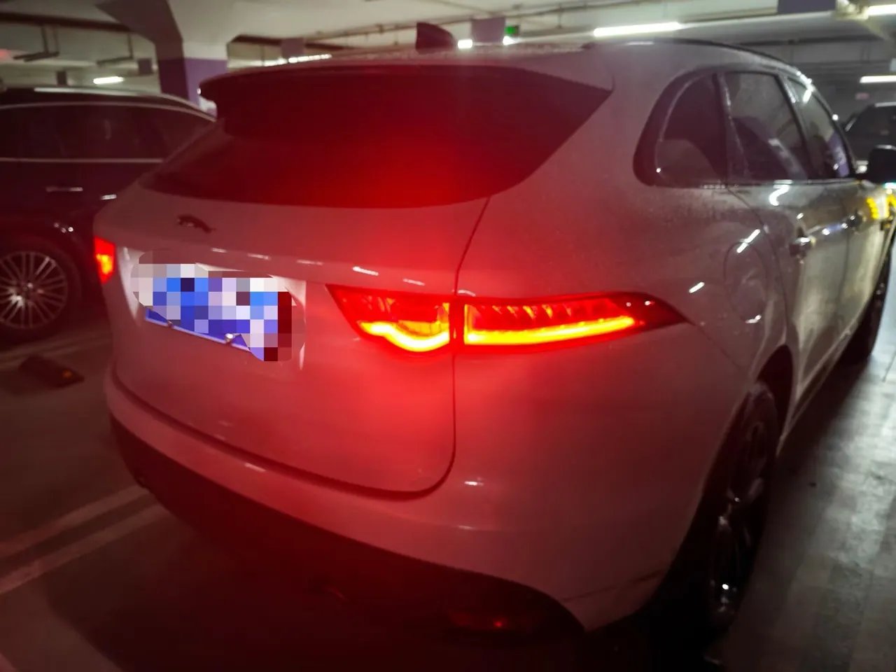 Jaguar F-PACE (Imported) 2020 F-PACE 2.0T Flag Edition Automatic Gear 5