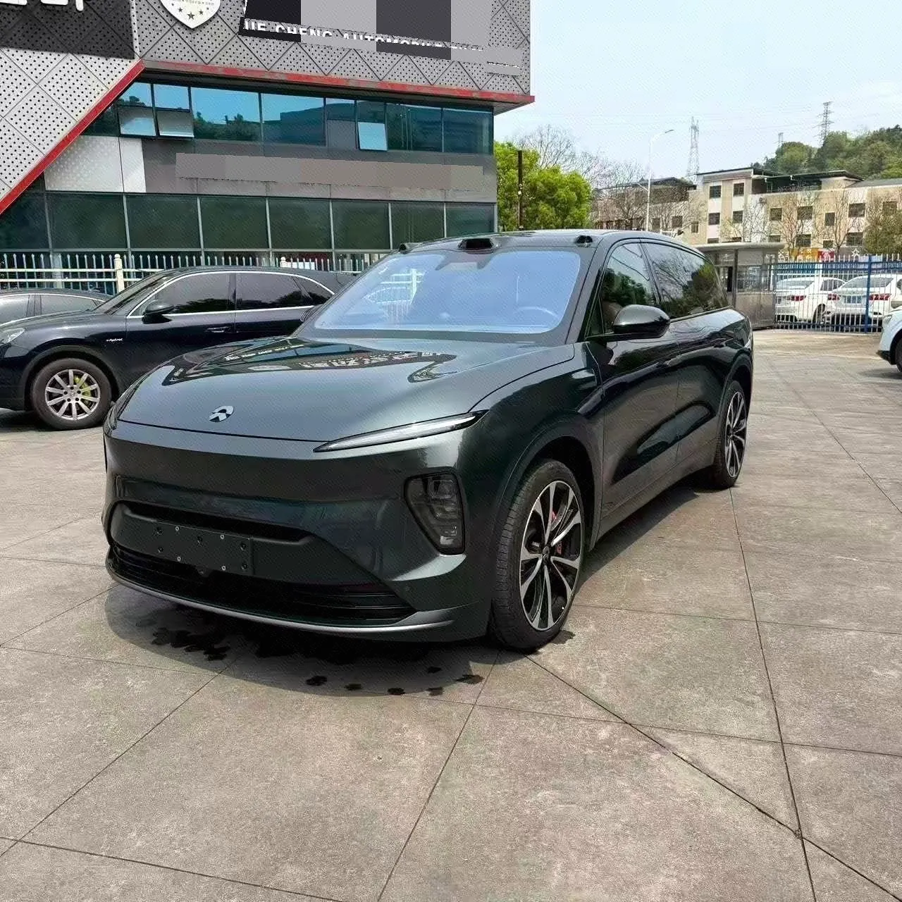 Открыть галерею: NIO 2023 ES 8 100kWh Signature Edition Automatic Gear