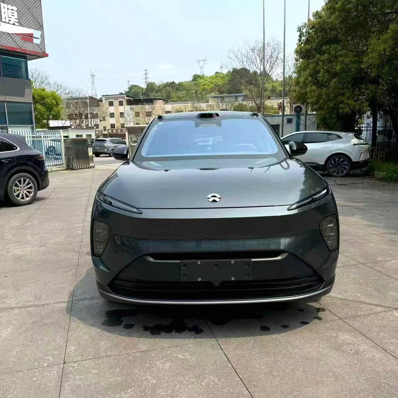 NIO 2023 ES 8 100kWh Signature Edition Automatic Gear 2