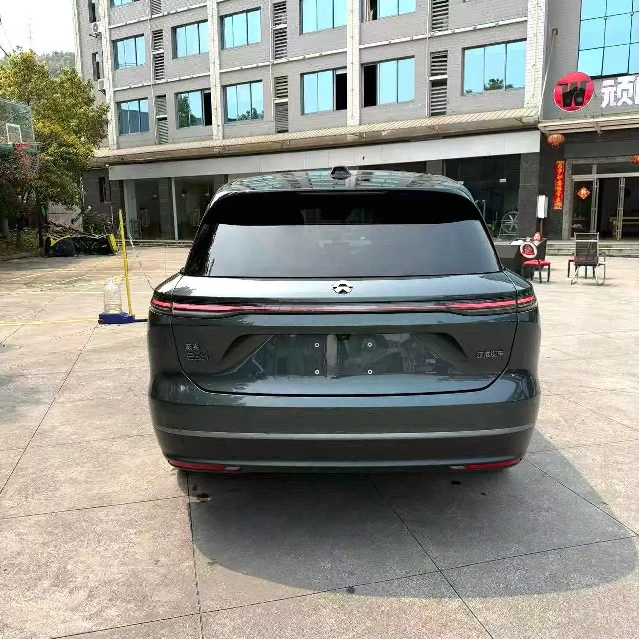 NIO 2023 ES 8 100kWh Signature Edition Automatic Gear 6