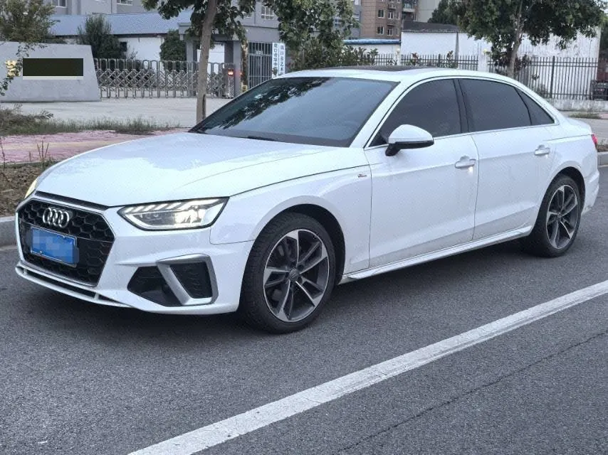 Open image lightbox: Audi 2020 A4L 2.0TFSI 40TFSI Fashion Dynamic Automatic