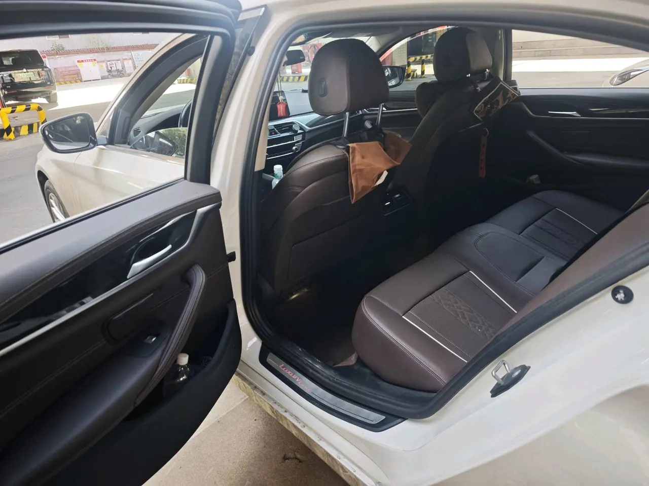 BMW 5 Series 2021 525Li 2.0T Luxury Suit (Modified) Automatic Gear 9