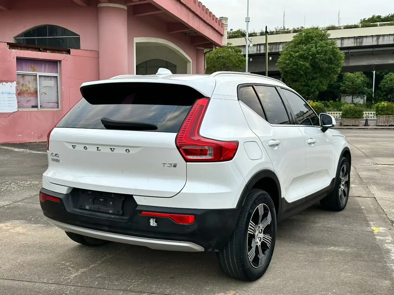 Volvo 2020 XC40 1.5T T3 Zhiyuan Deluxe Edition Automatic Gear 3