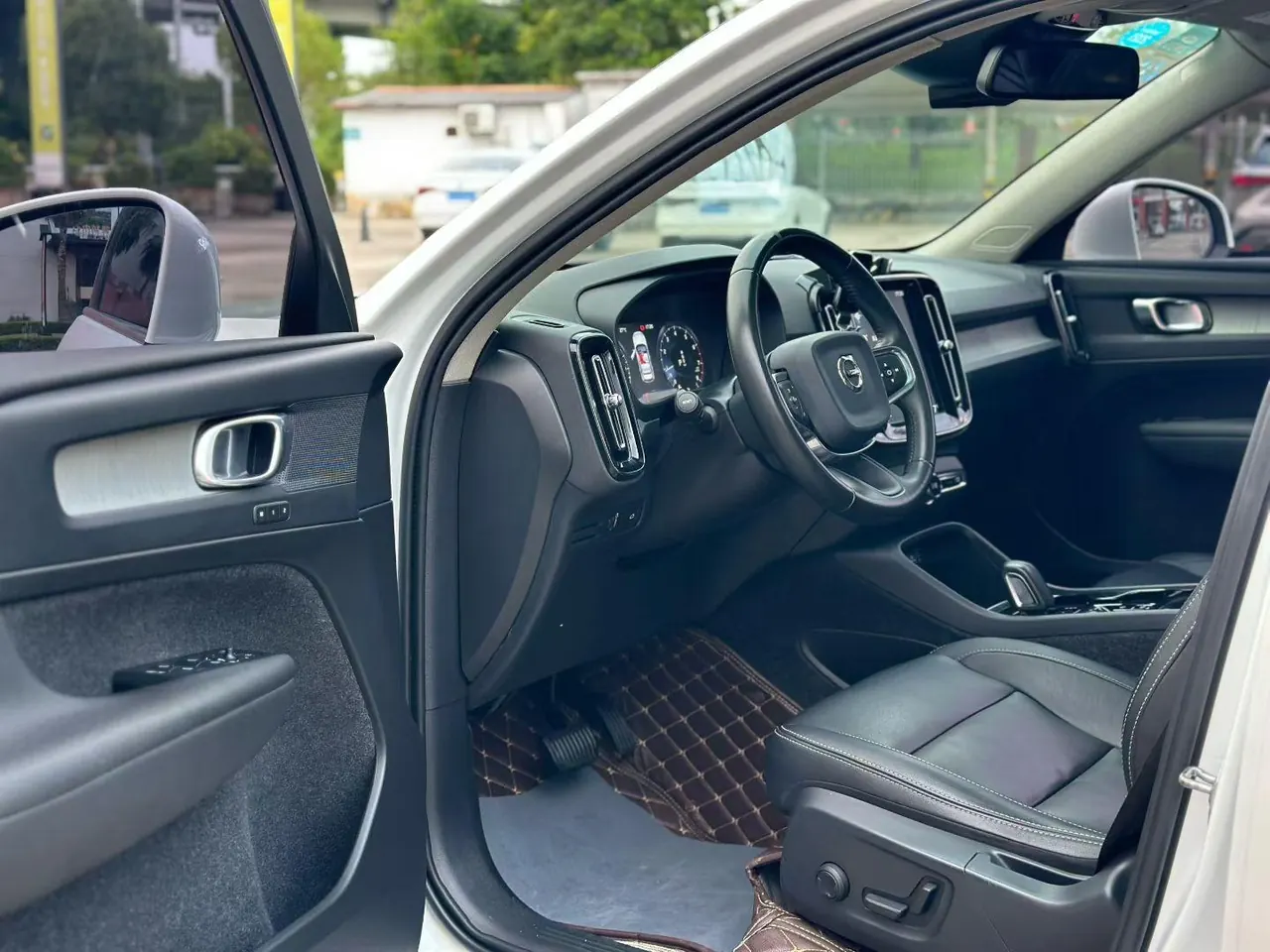 Volvo 2020 XC40 1.5T T3 Zhiyuan Deluxe Edition Automatic Gear 4