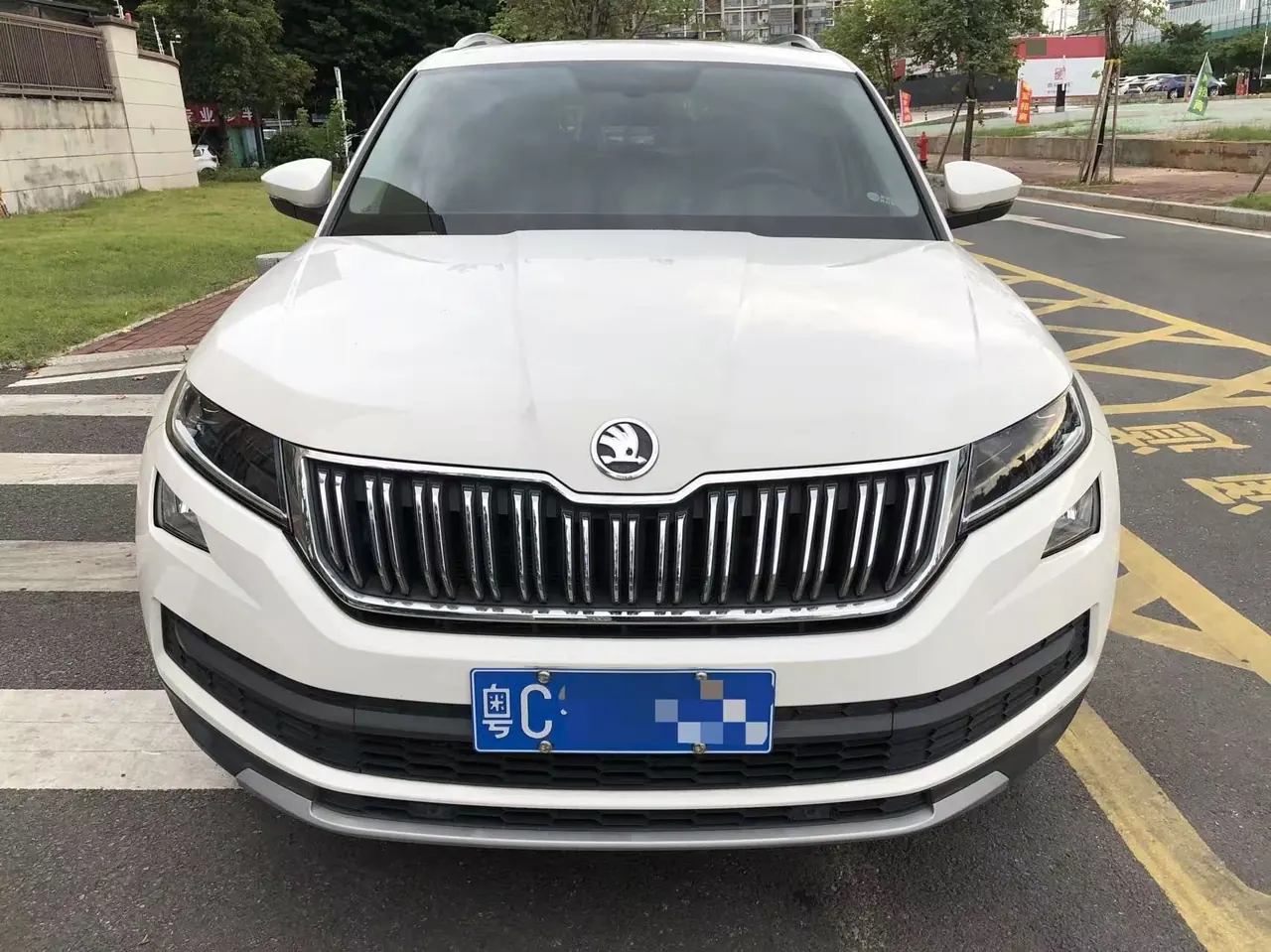 Skoda 2020 Kodiak 2.0TSI TSI 16500.00g Drive Deluxe Premium Edition 5-seat Automatic Transmission 2