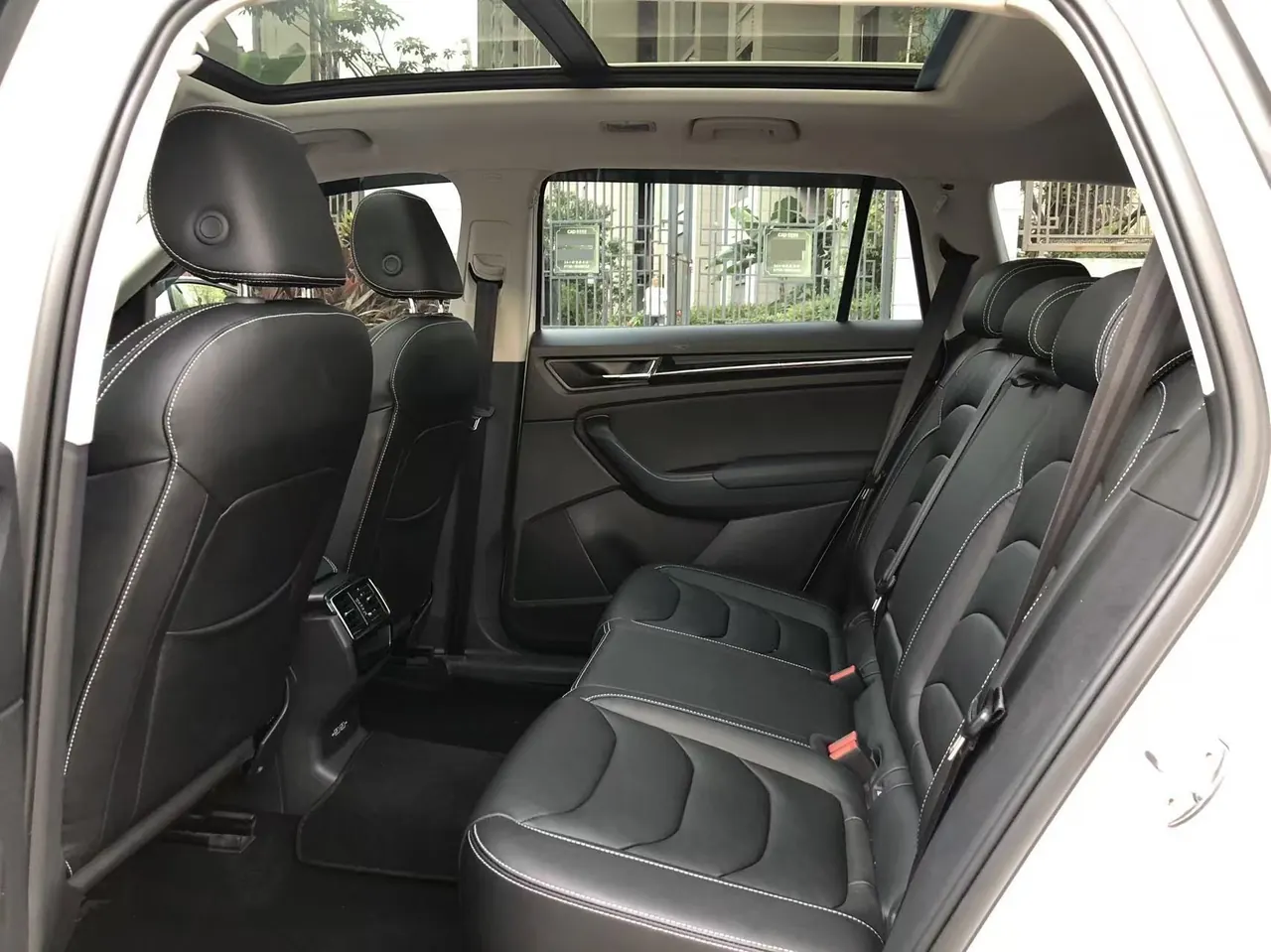Skoda 2020 Kodiak 2.0TSI TSI 16500.00g Drive Deluxe Premium Edition 5-seat Automatic Transmission 5