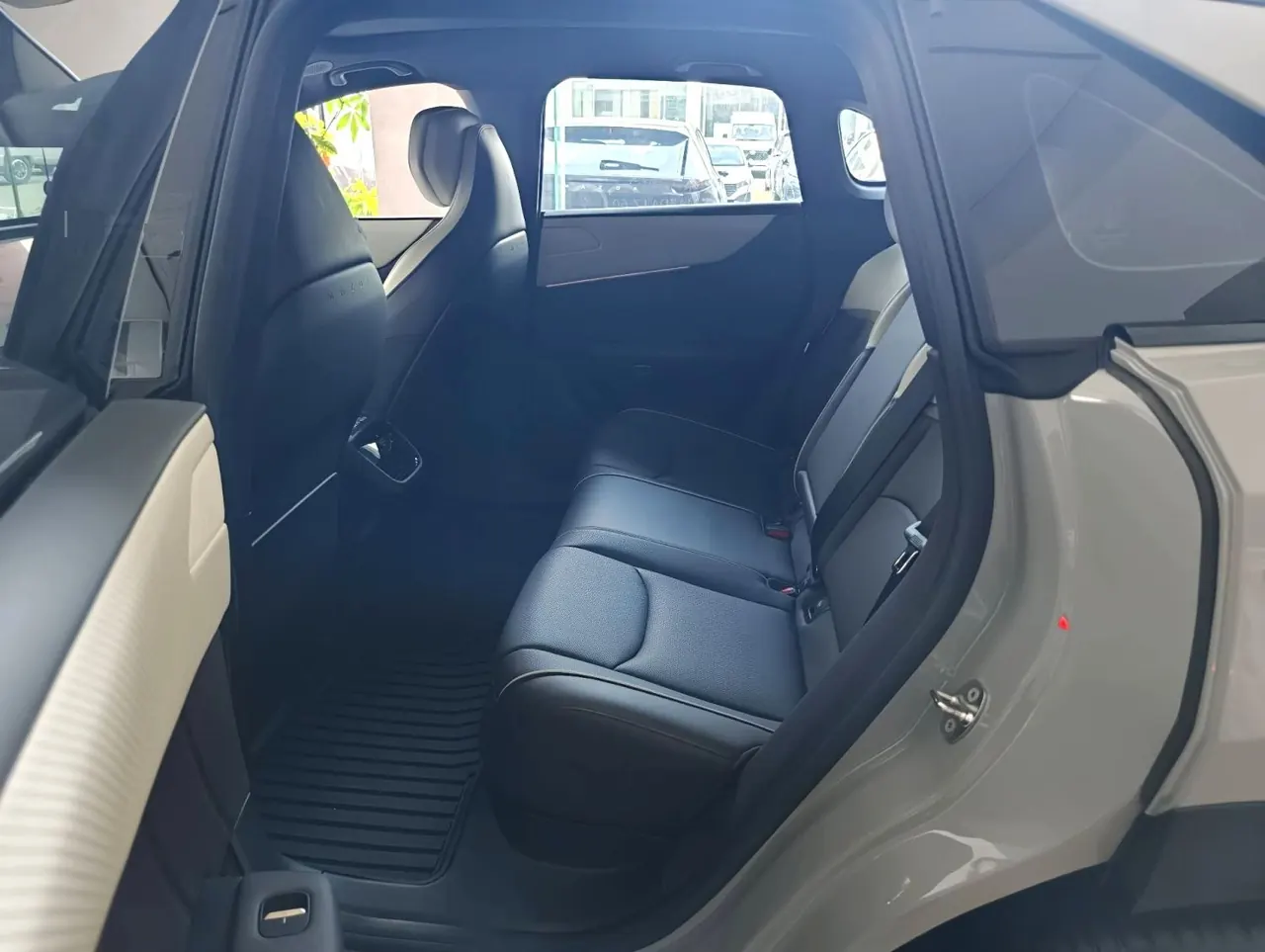 Mazda 2025 EZ-60 200 Max automatic gear 4