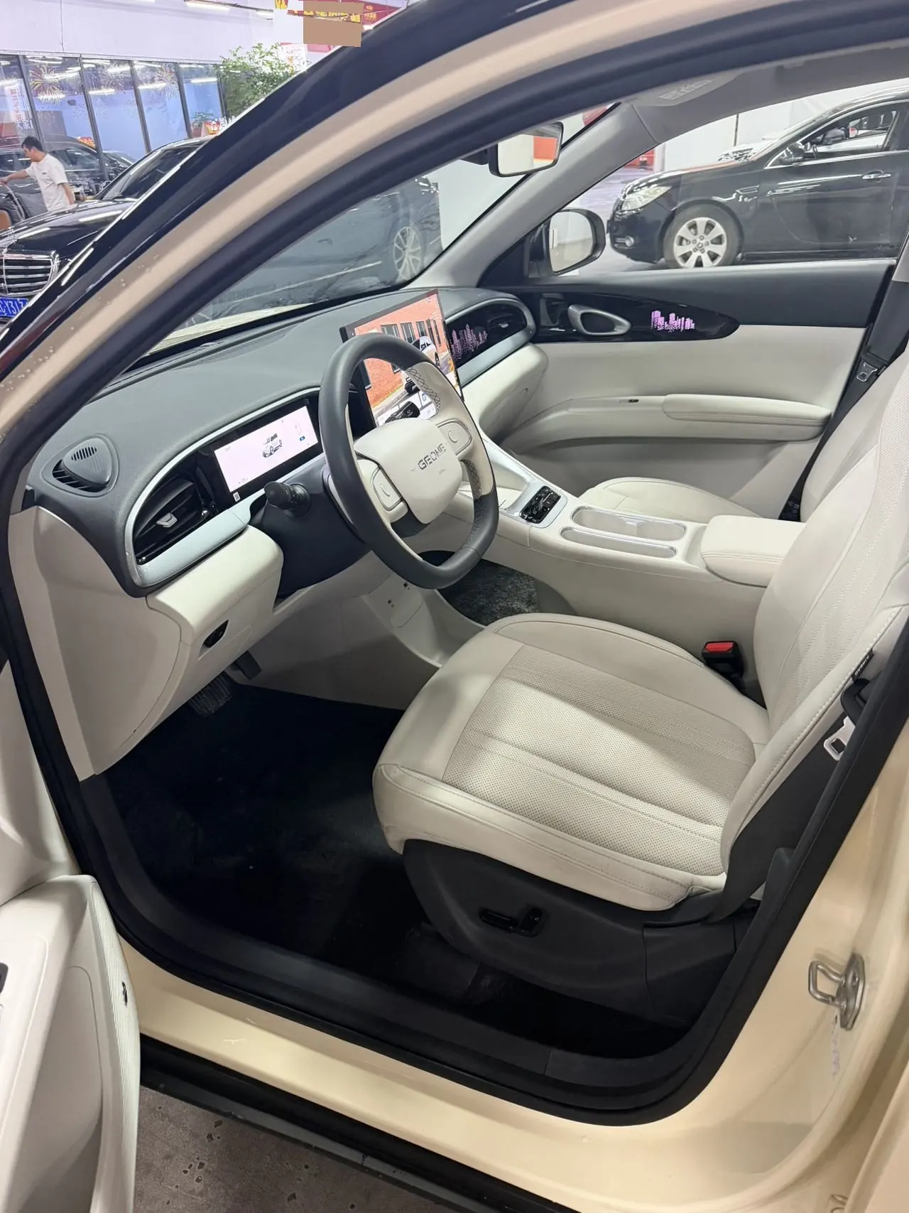 Geely 2025 Star Wish UP 410km Discovery Edition Automatic Gear 6