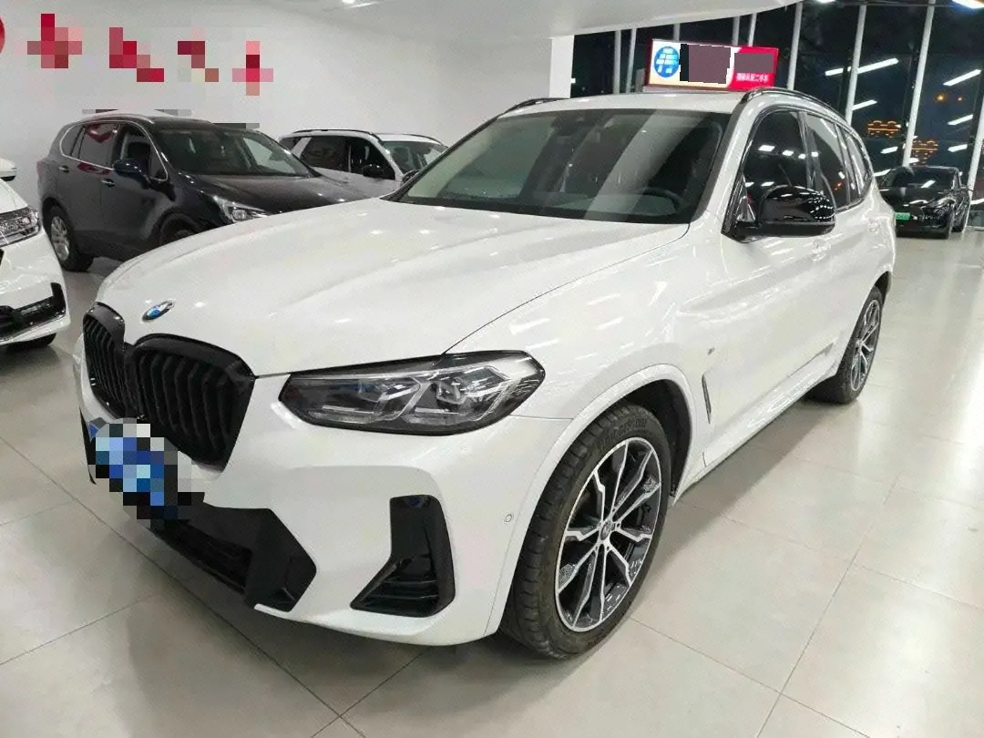 Open image lightbox: BMW 2023 X3 xDrive30i 2.0T Leading M Obsidian Night Suit Automatic Gear
