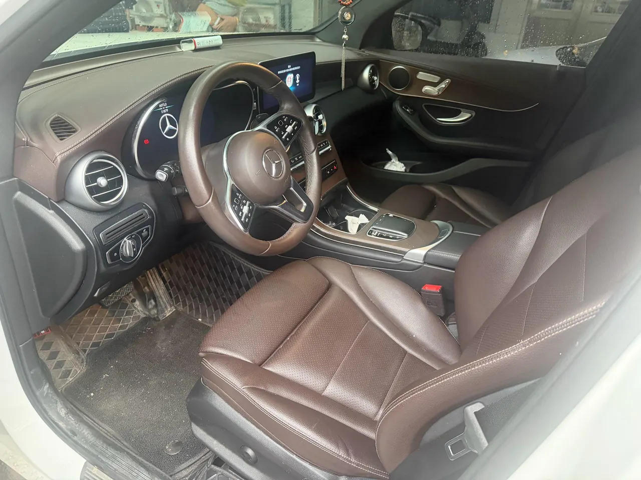 Mercedes Benz 2022 GLC 260 L 4MATIC 2.0T Dynamic (Change 2) Automatic Gear 4