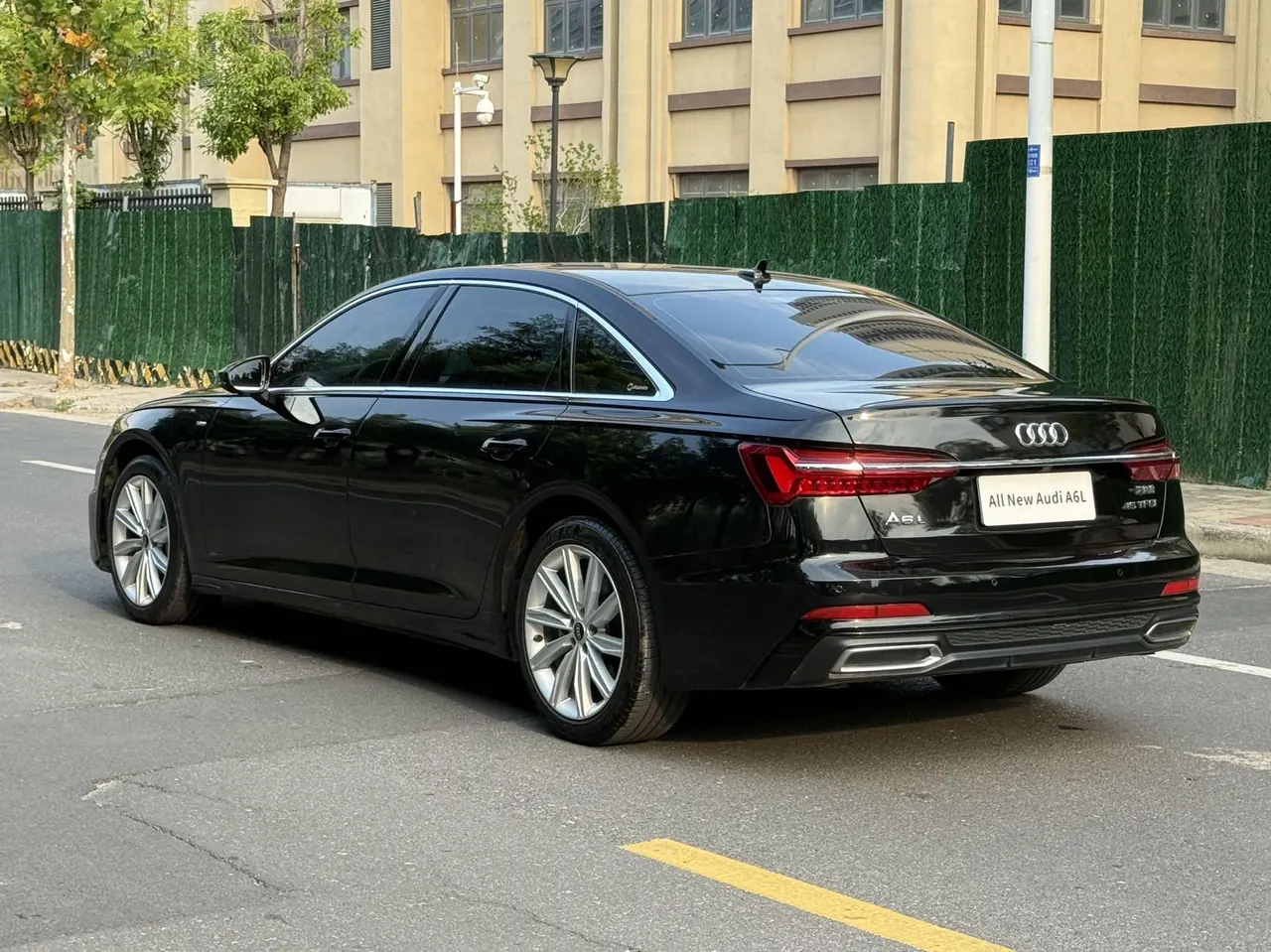 Audi 2022 A6L 2.0TFSI 45TFSI Selected Dynamic Automatic 4