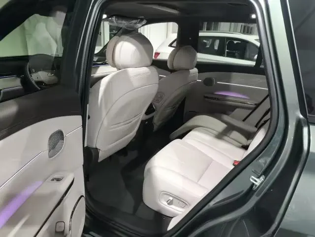 Chuanqi 2025 yearning for S7 1.5T 180km Ultra 4-wheel drive laser Radar version automatic gear 6