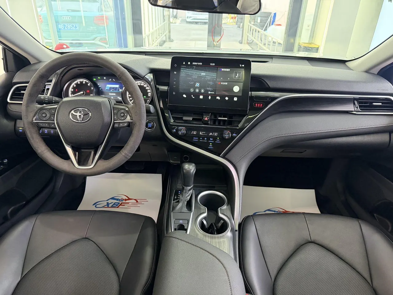 Toyota 2023 Camry 2.0G Stepless Deluxe Edition Automatic Gear 4