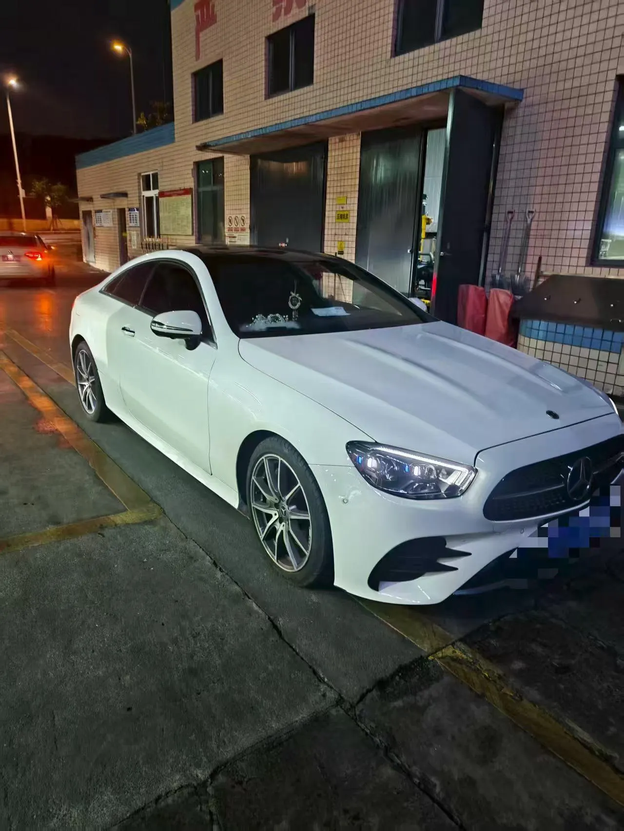 Mercedes Benz Class E (Imported) 2023 E 300 Coupe 2.0T Automatic Gear 9
