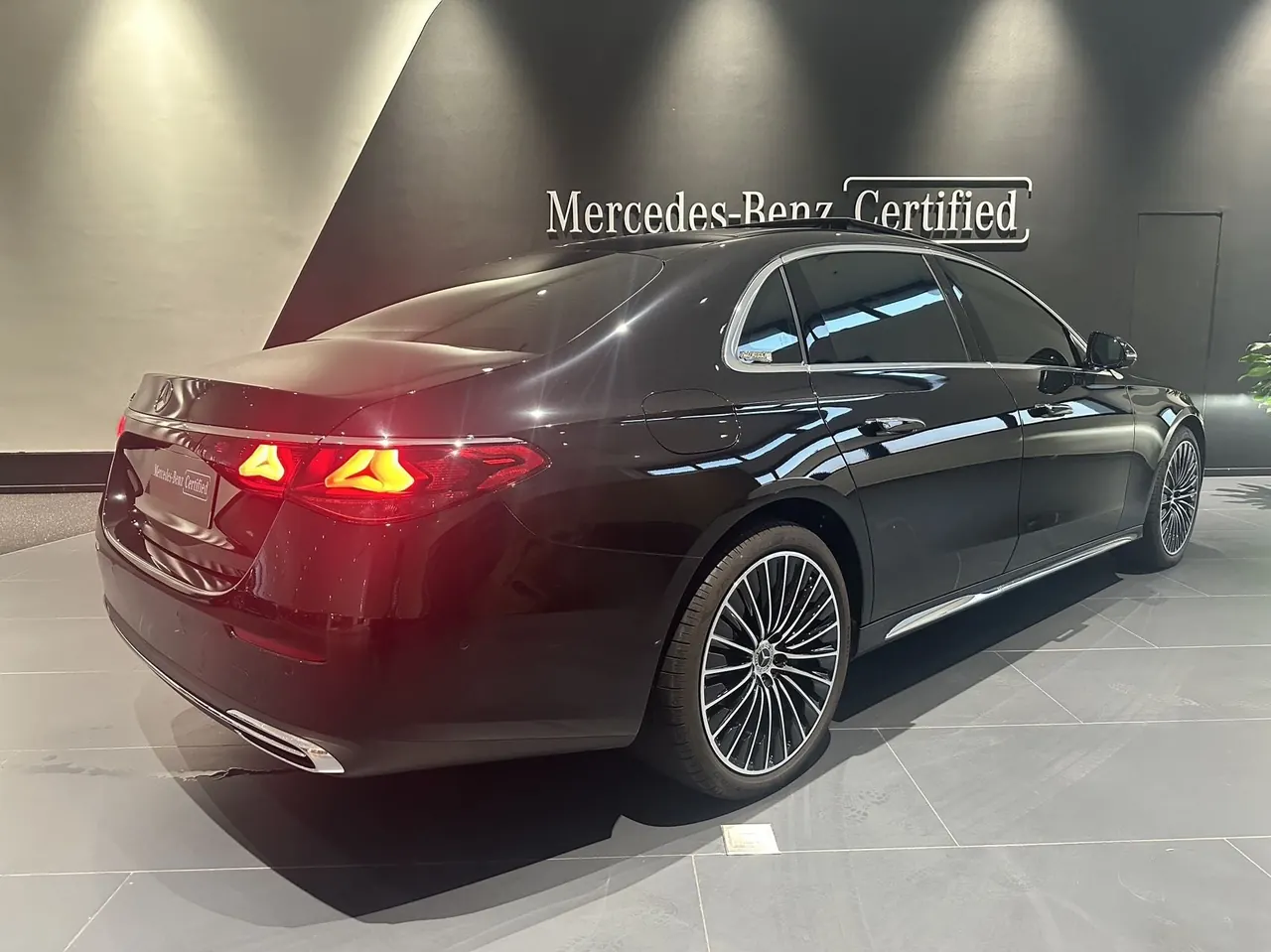 Mercedes Benz E Class 2026 E 300 L 48V 2.0T Fashion Automatic Gear 8