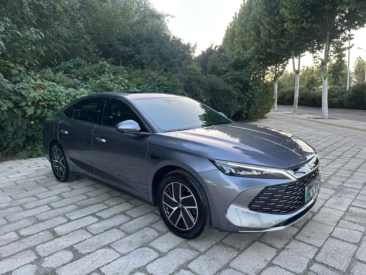 BYD 2025 Qin L DM-i 1.5 stepless smart driving version 120KM Exceed automatic gear 3