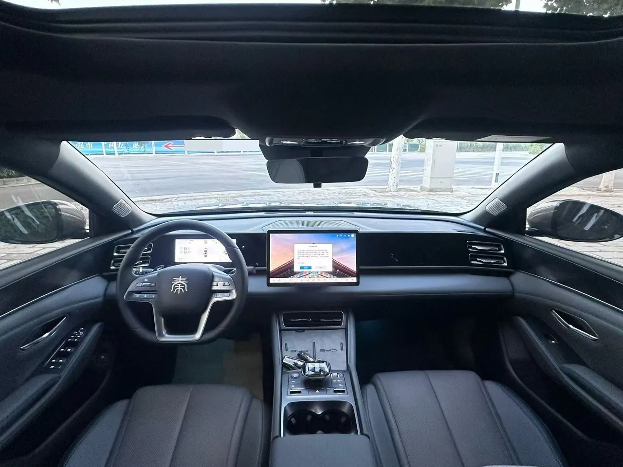 BYD 2025 Qin L DM-i 1.5 stepless smart driving version 120KM Exceed automatic gear 7