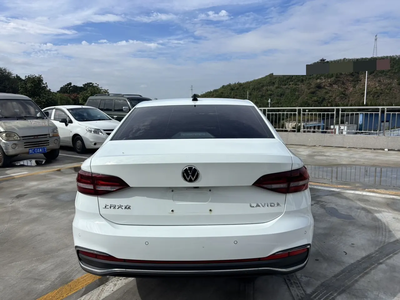 Volkswagen 2023 LaVida 1.5 5 Million Edition Automatic 8