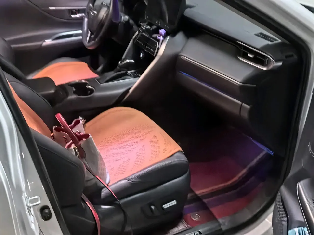Toyota 2023 LingFang Shuangqing 2.5 Stepless Two-Drive Deluxe Automatic Gear 2