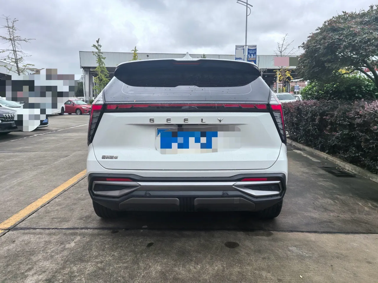 Geely 2023 Boyue L 1.5TD Honorable Automatic Transmission 3