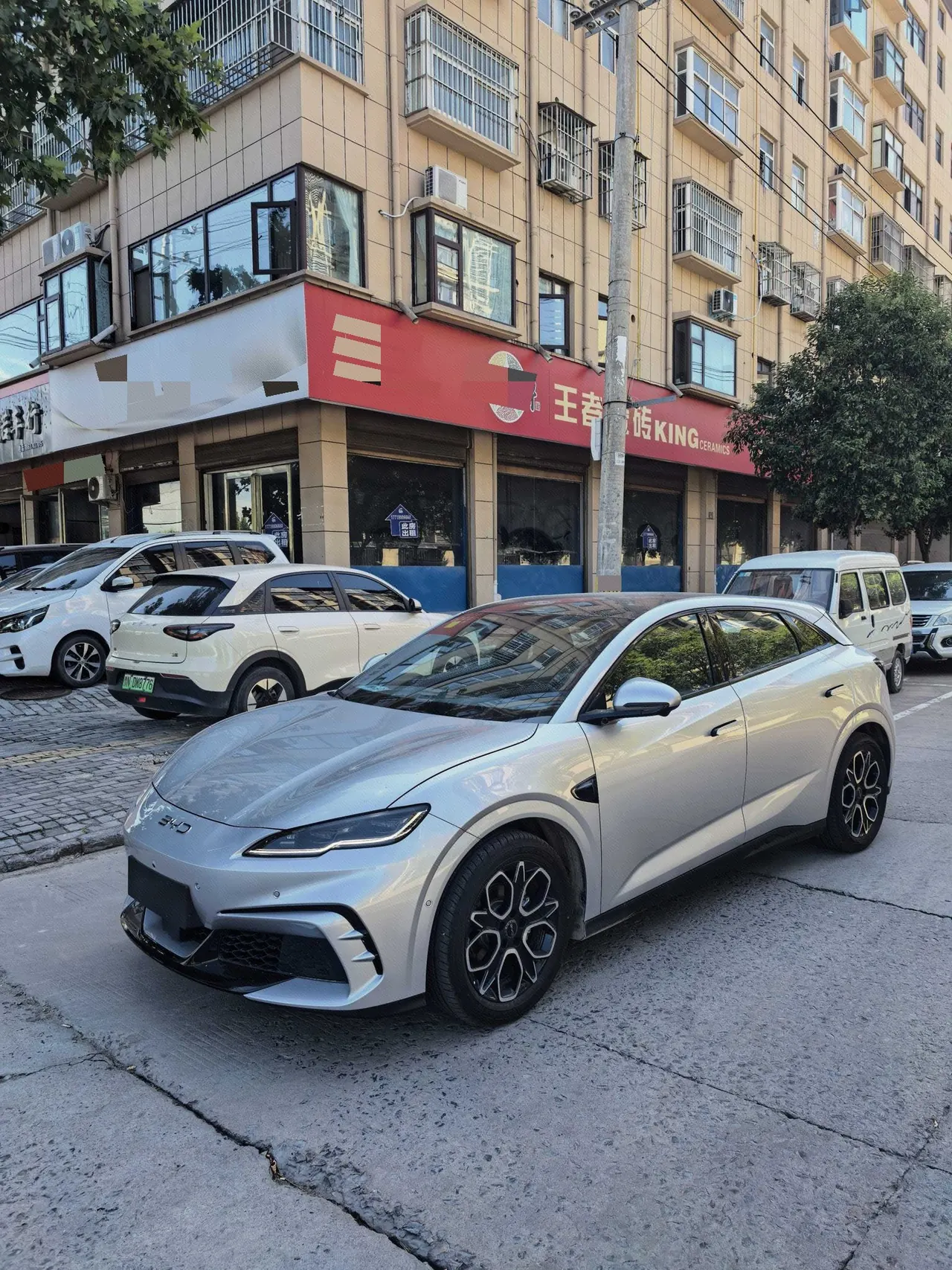Открыть галерею: BYD 2026 Seal 06 GT 520 Wave Edition Automatic Gear