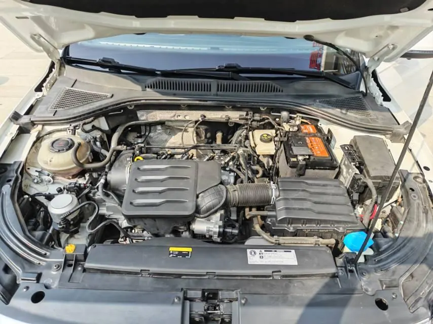 Volkswagen 2023 LaVida 1.5 5 Million Edition Automatic 13