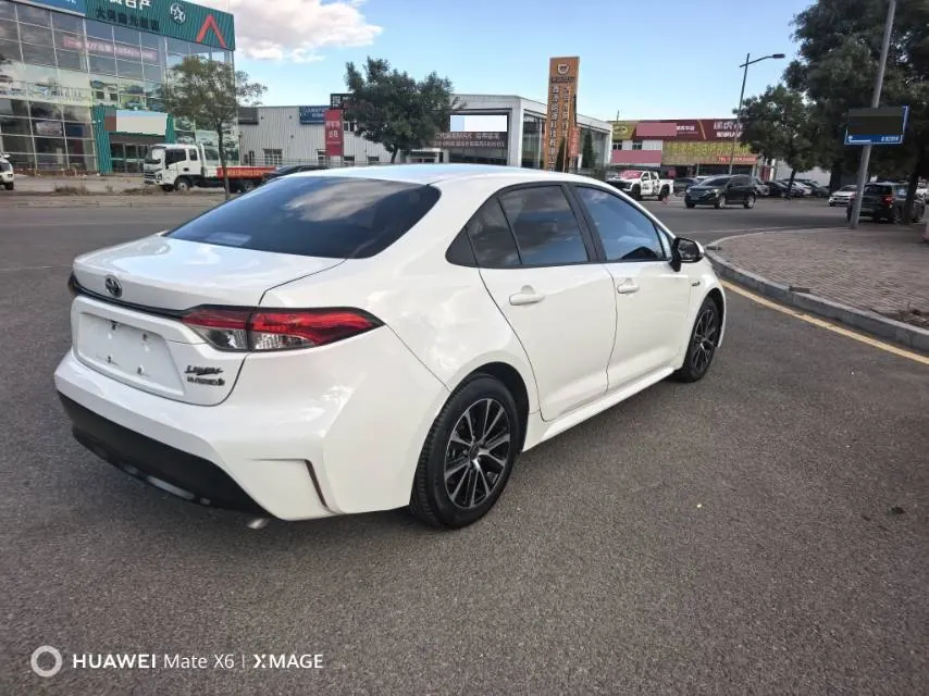 Toyota 2022 Lei Ling Shuangqing 1.8H Stepless Sports Edition Automatic Gear 6