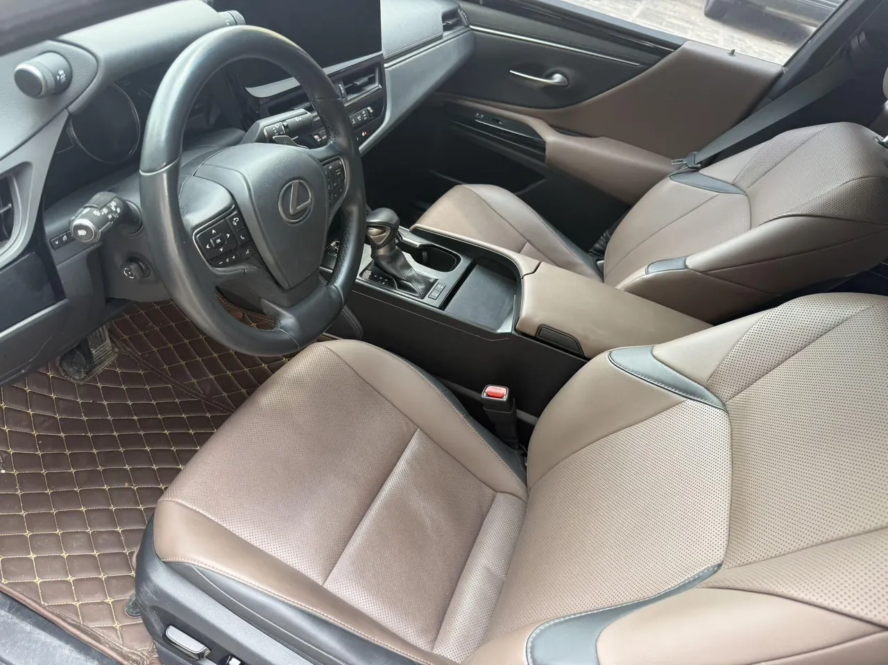 Lexus ES (Imported) 2022 ES200 2.0 Stepless Premium Edition Automatic Gear 7