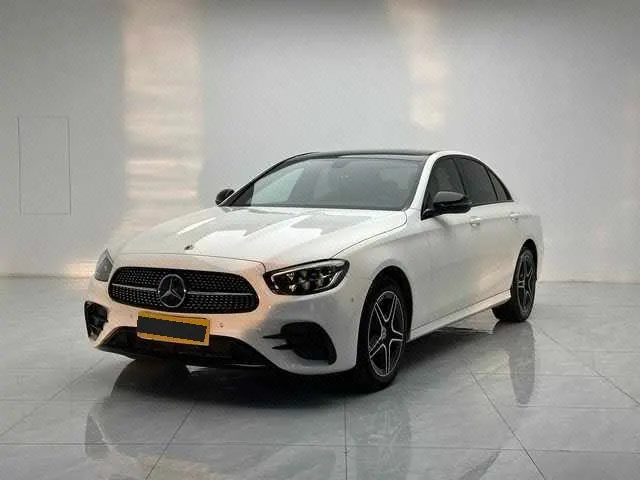 打开图片灯箱:Mercedes Benz E-Class (Imported) 2022 E 260 2.0T Fashion Sports Automatic Gear