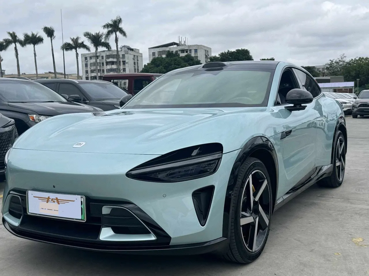 Open image lightbox: MI 2025 YU7 Long Endurance High Performance Four-wheel Drive Max Edition Automatic Gear