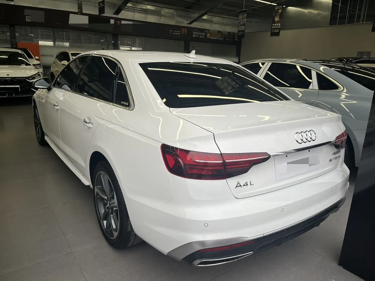 Audi 2020 A4L 2.0TFSI 40TFSI Fashion Dynamic Automatic 7