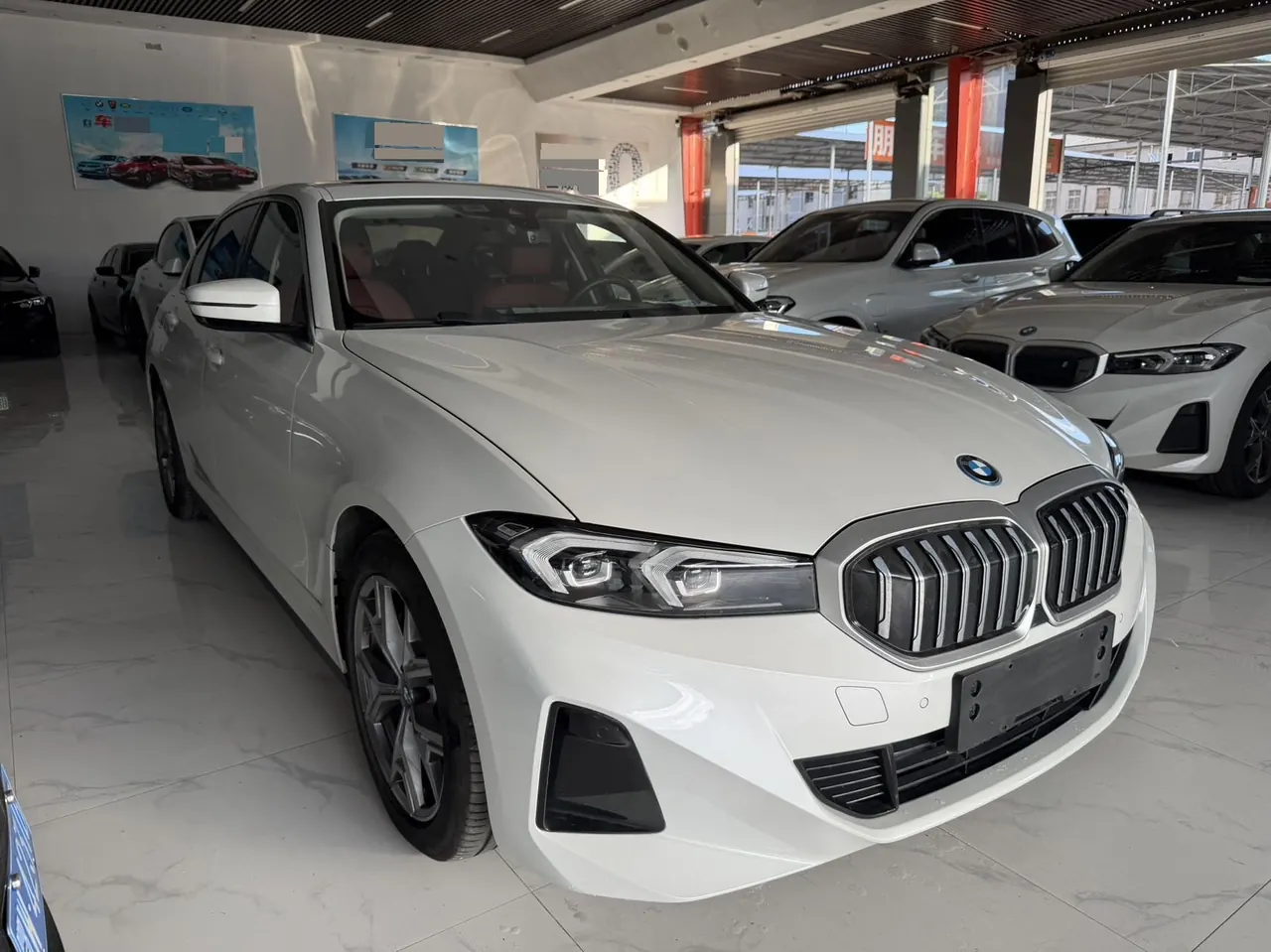 BMW 2022 i3 eDrive 35L automatic gear 2