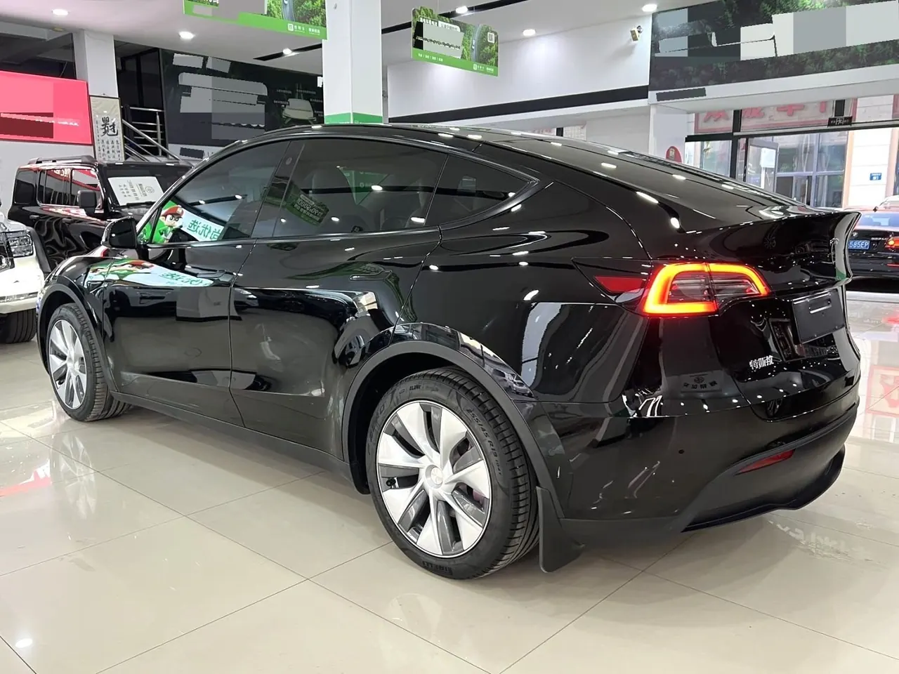 Tesla 2022 Model Y rear-wheel drive version (facelift) automatic gear 11