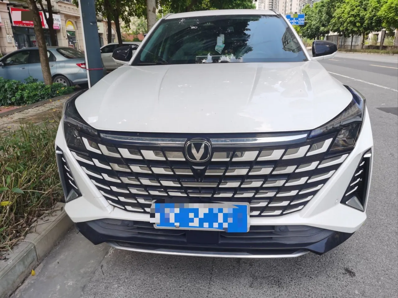 ChangAn 2025 UNI-Z 1.5T honorable automatic gear 2