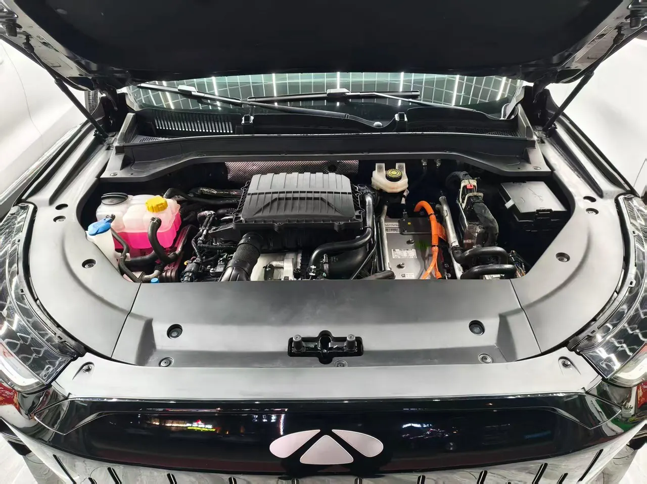 Chery 2025 Fengyun T9 C- DM 1.5T 120 Long Endurance Edition Honorable 5-seat Ternary Lithium Automatic Gear 2