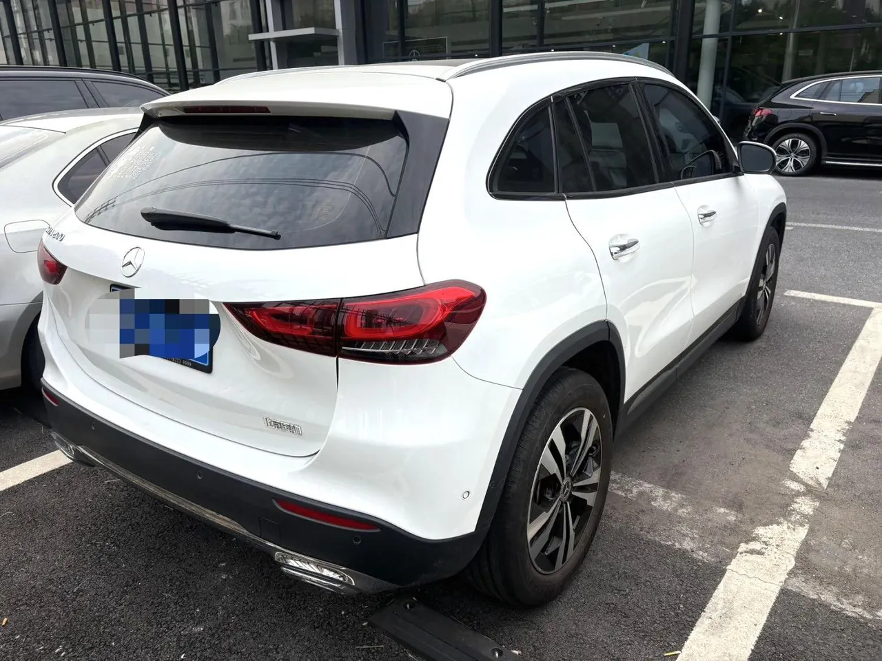 Mercedes Benz 2020 GLA 200 1.3T automatic gear 6