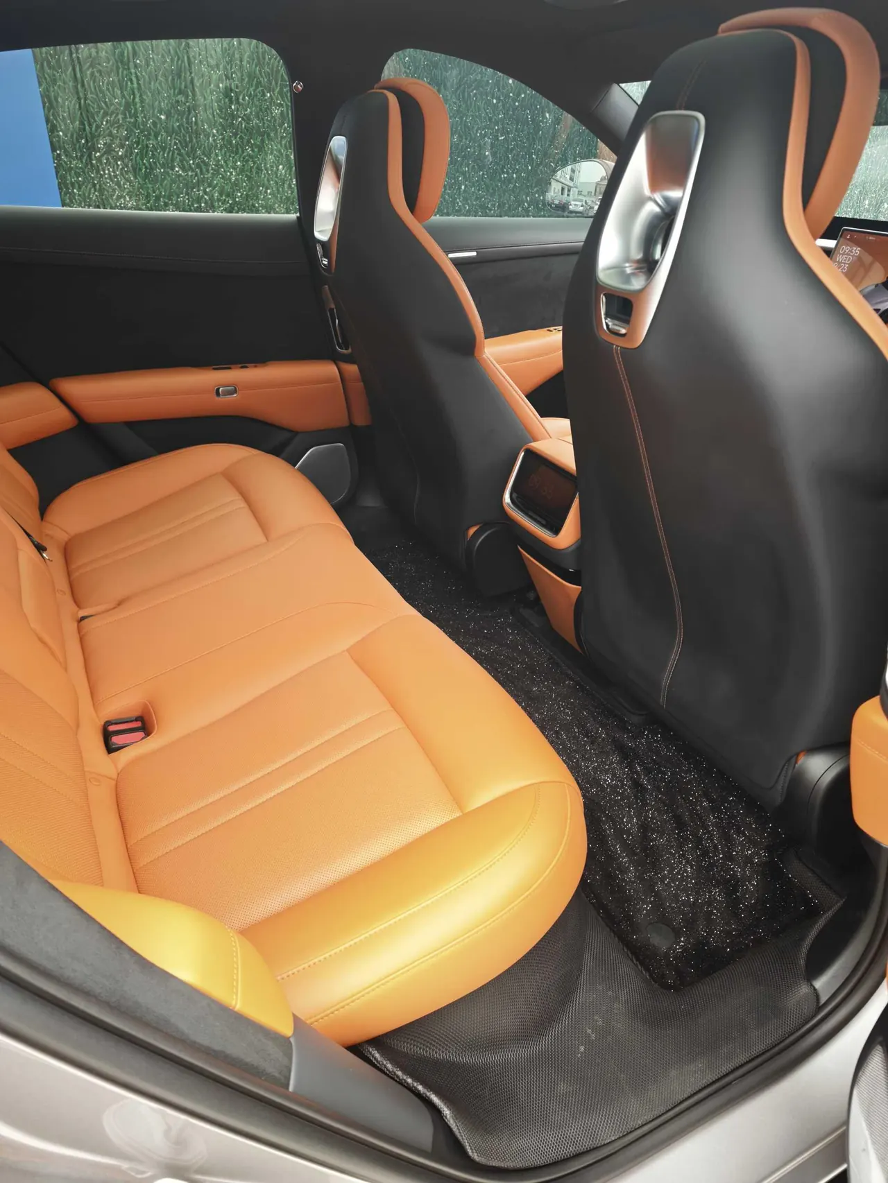 MI 2025 YU7 Long Endurance Four-wheel Drive Pro Edition Automatic Gear 3