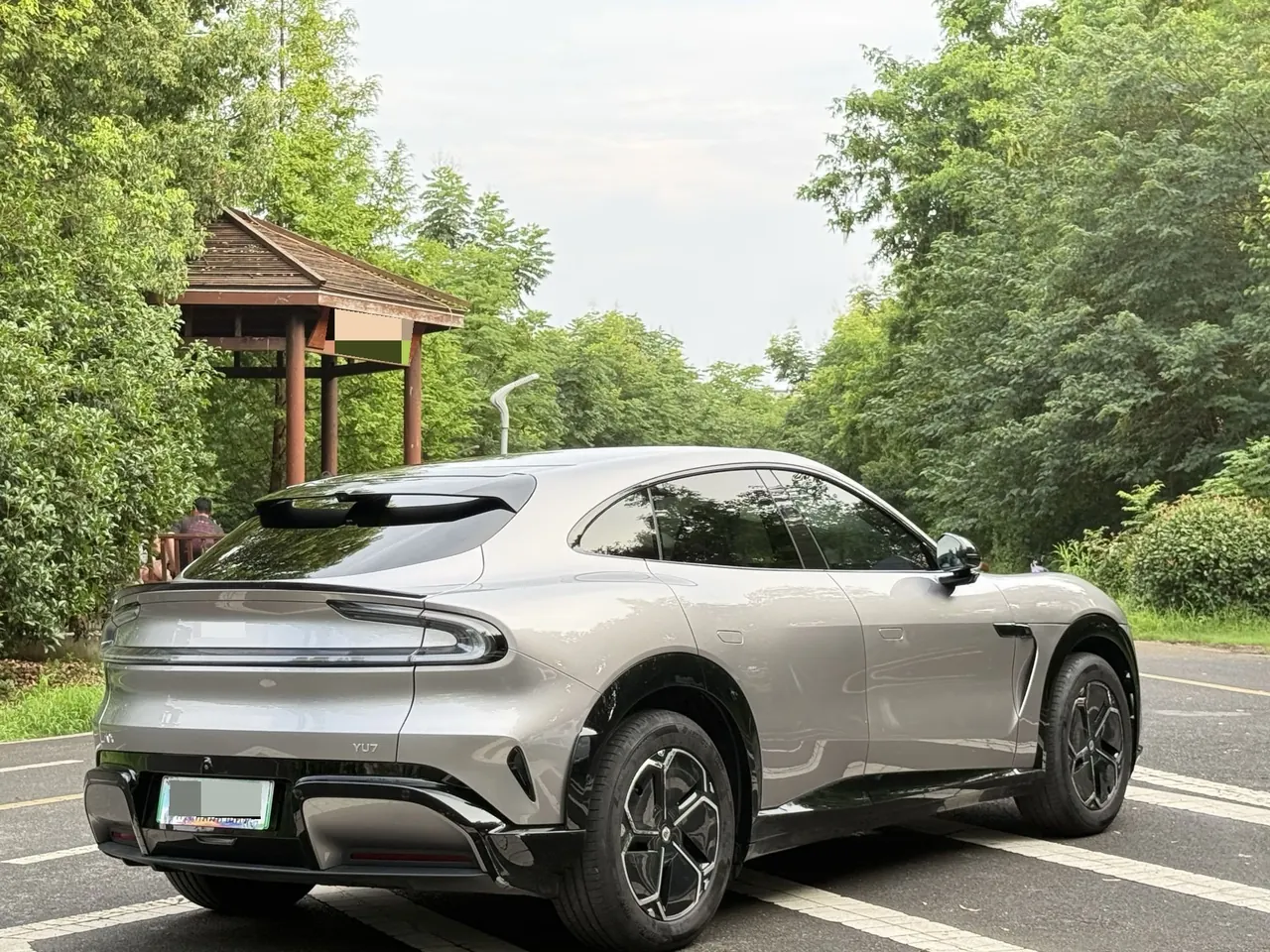 MI 2025 YU7 Long Endurance Four-wheel Drive Pro Edition Automatic Gear 6