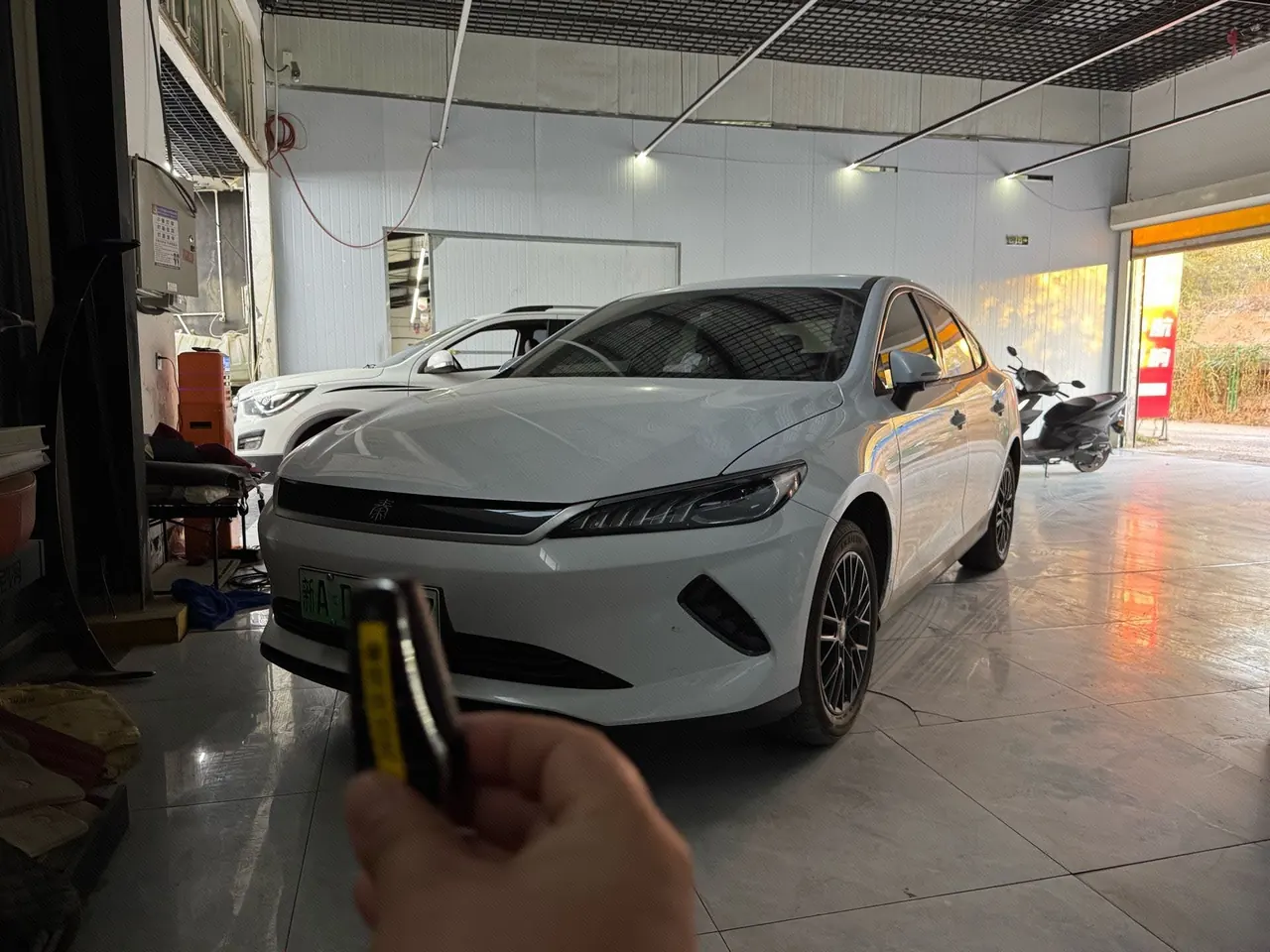 Open image lightbox: BYD 2025 Qin PLUS EV Smart Driving Edition 510KM Leading Automatic Gear