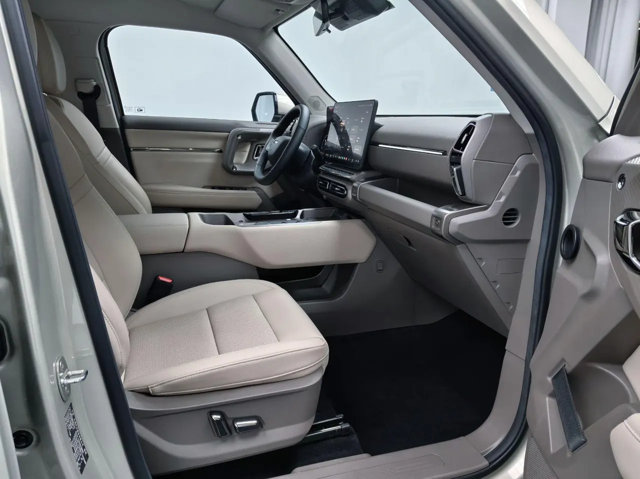 Haval 2026 big dog PLUS Hi4 1.5T 150km tidal wave electric version automatic gear 5