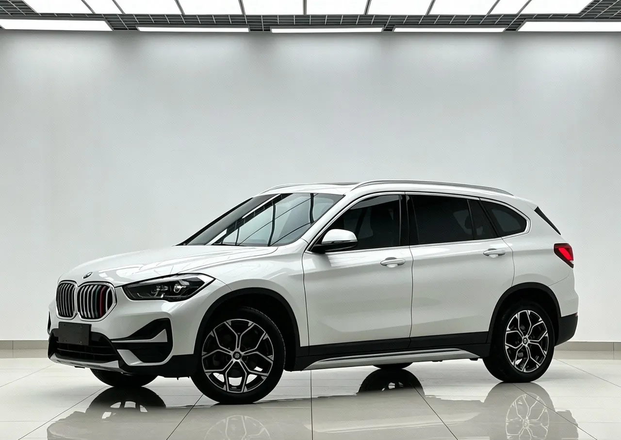 Открыть галерею: BMW 2022 X1 sDrive20Li 1.5T exclusive automatic gear
