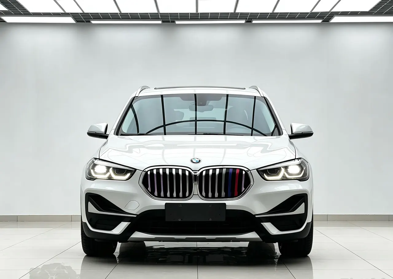 BMW 2022 X1 sDrive20Li 1.5T exclusive automatic gear 2