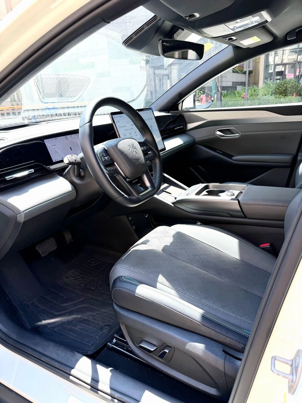 BYD 2025 Qin L EV 545KM Excellent Automatic Gear 5