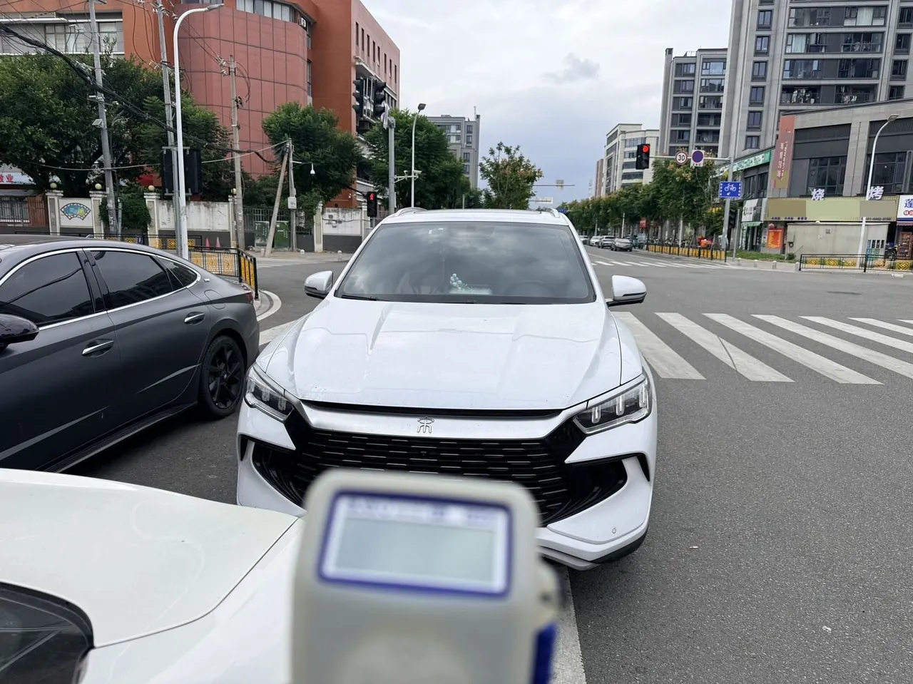 BYD Song Pro New Energy 2023 Song Pro DM-i 1.5 Stepless Champion Edition Leading 71KM Automatic Gear 2
