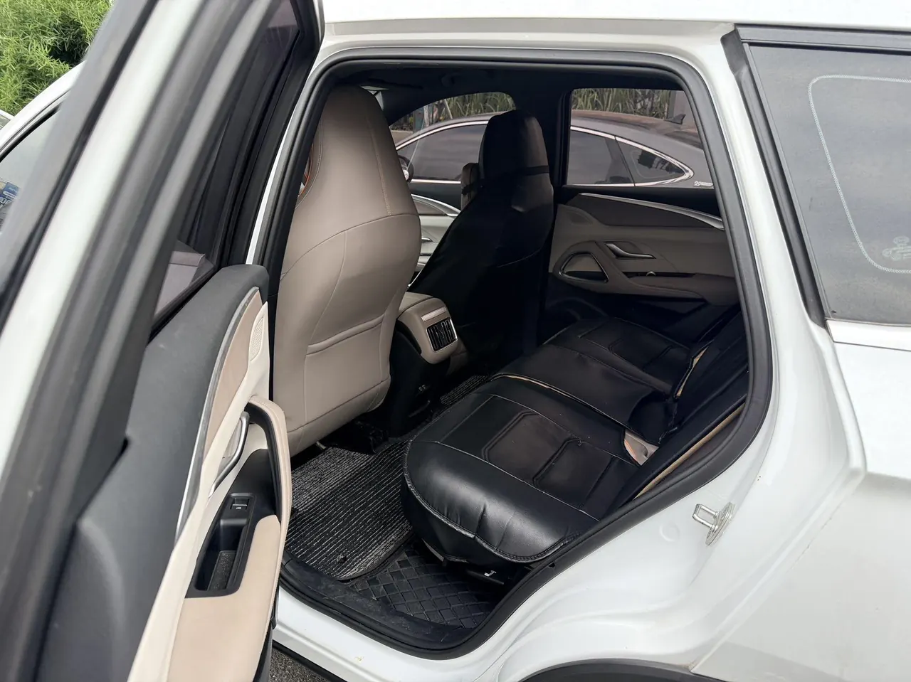 BYD Song Pro New Energy 2023 Song Pro DM-i 1.5 Stepless Champion Edition Leading 71KM Automatic Gear 4