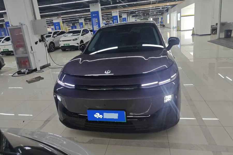 Leapmotor 2025 B 10 510 Comfortable Smart Driving Edition Automatic Gear 3
