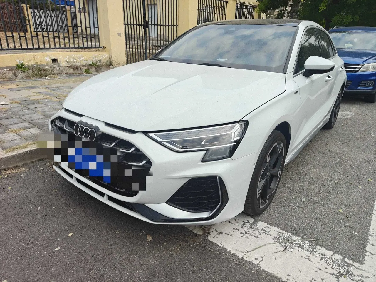 打开图片灯箱:Audi 2026 A3 Sportback 1.5TFSI 35TFSI Flying Premium Luxury Choice Bag (Modified) Automatic Gear
